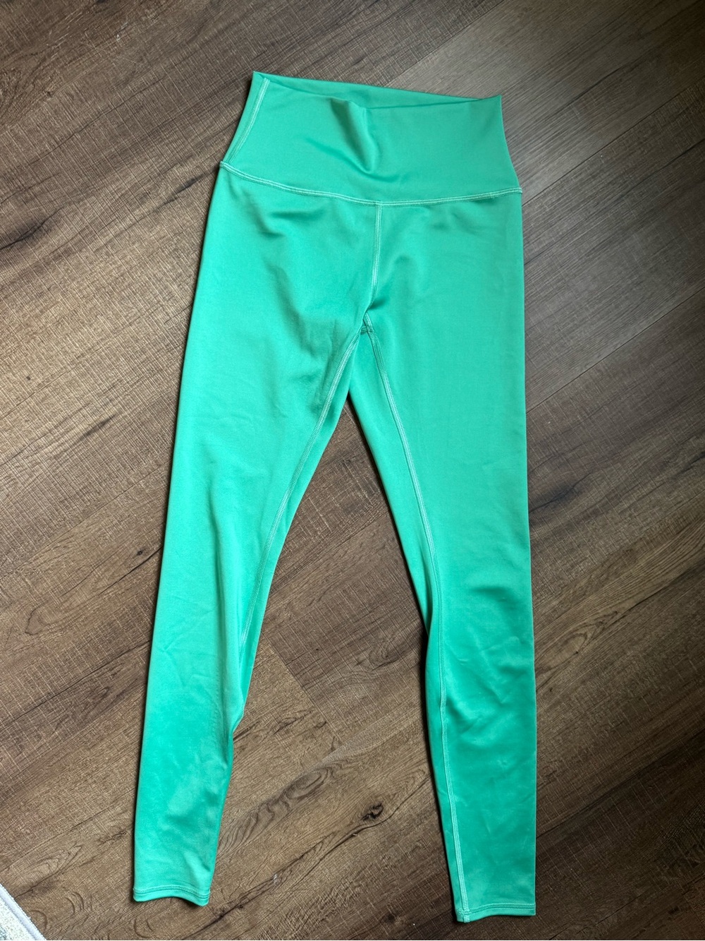 ALO Yoga airlift Lettuce 7/8 Leggings